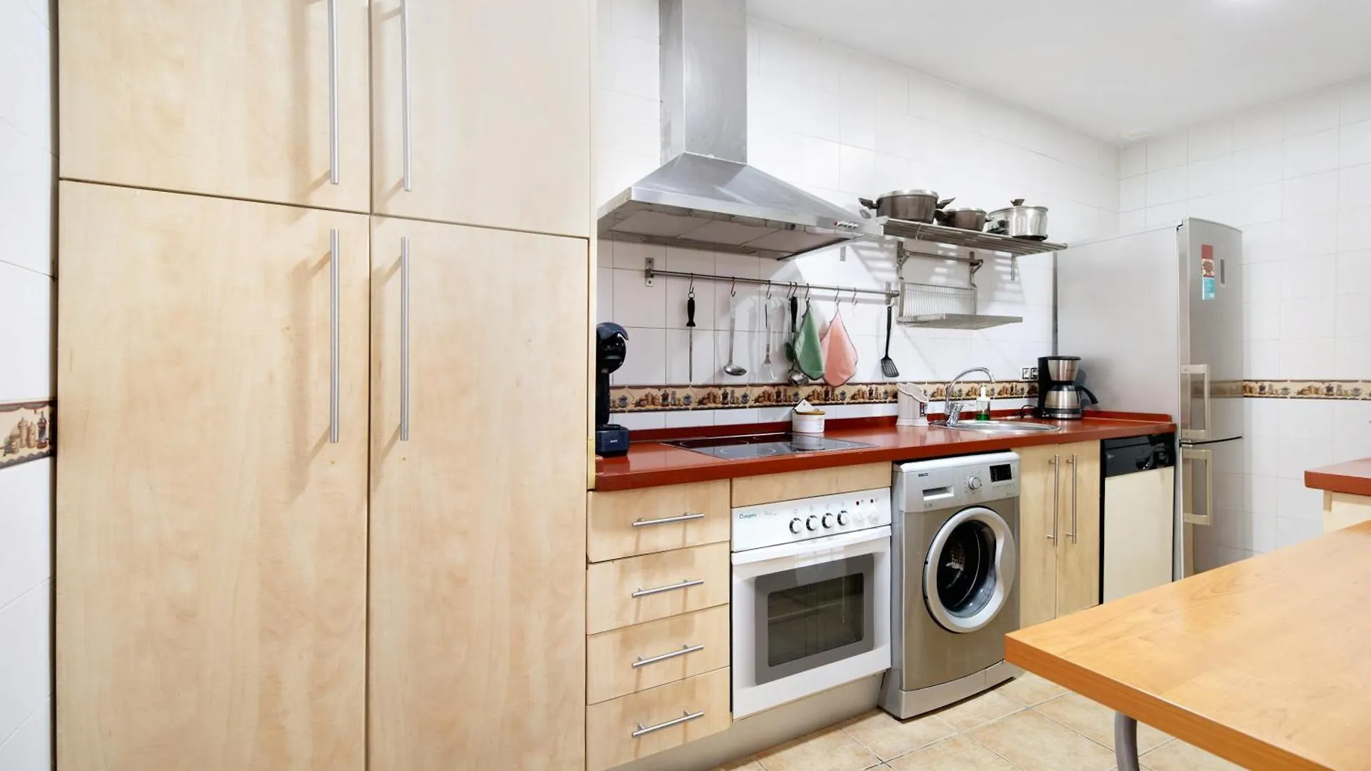 Apartamento La Torre De Cádiz 0*,  España